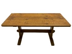 'Acornman' rectangular oak dining table