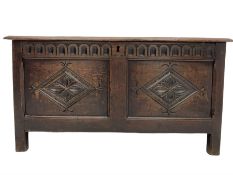 Small 18th century oak coffer