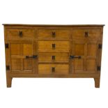 'Acornman' oak dresser