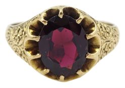 Edwardian 9ct gold single stone oval garnet ring