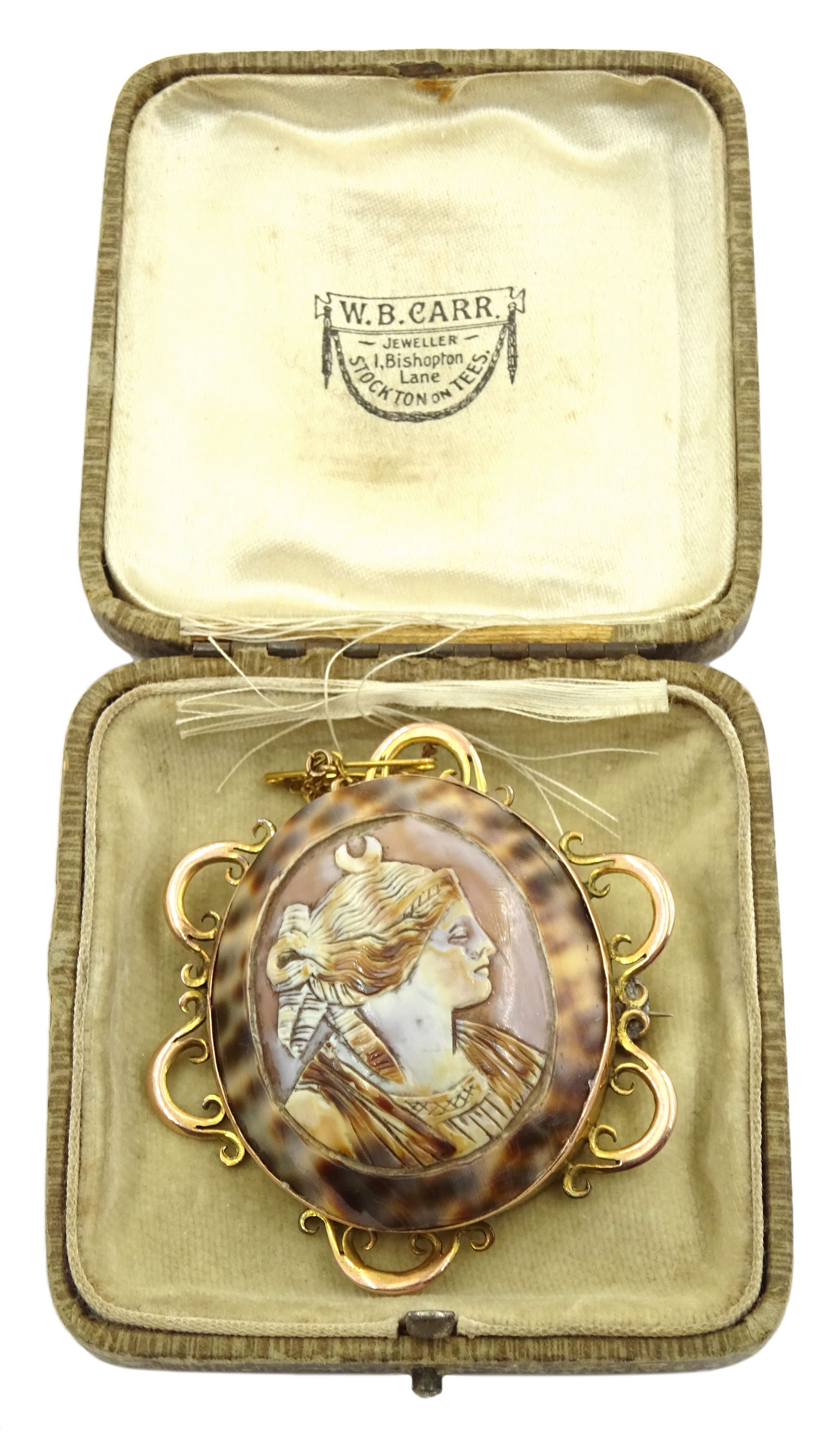 Victorian gold shell and simulated tortoiseshell cameo brooch - Image 2 of 3