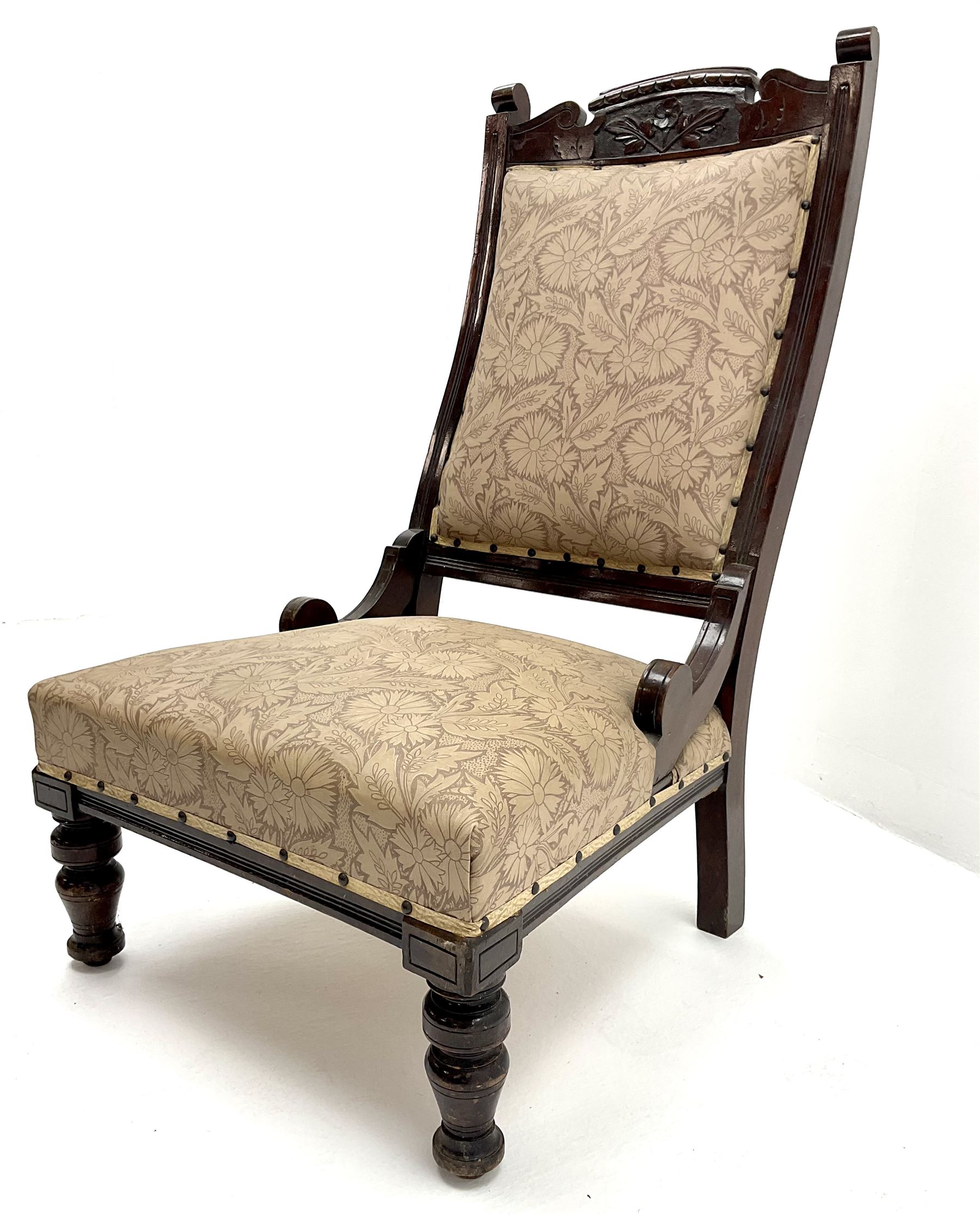 Victorian mahogany framed nursing chair - Image 3 of 4