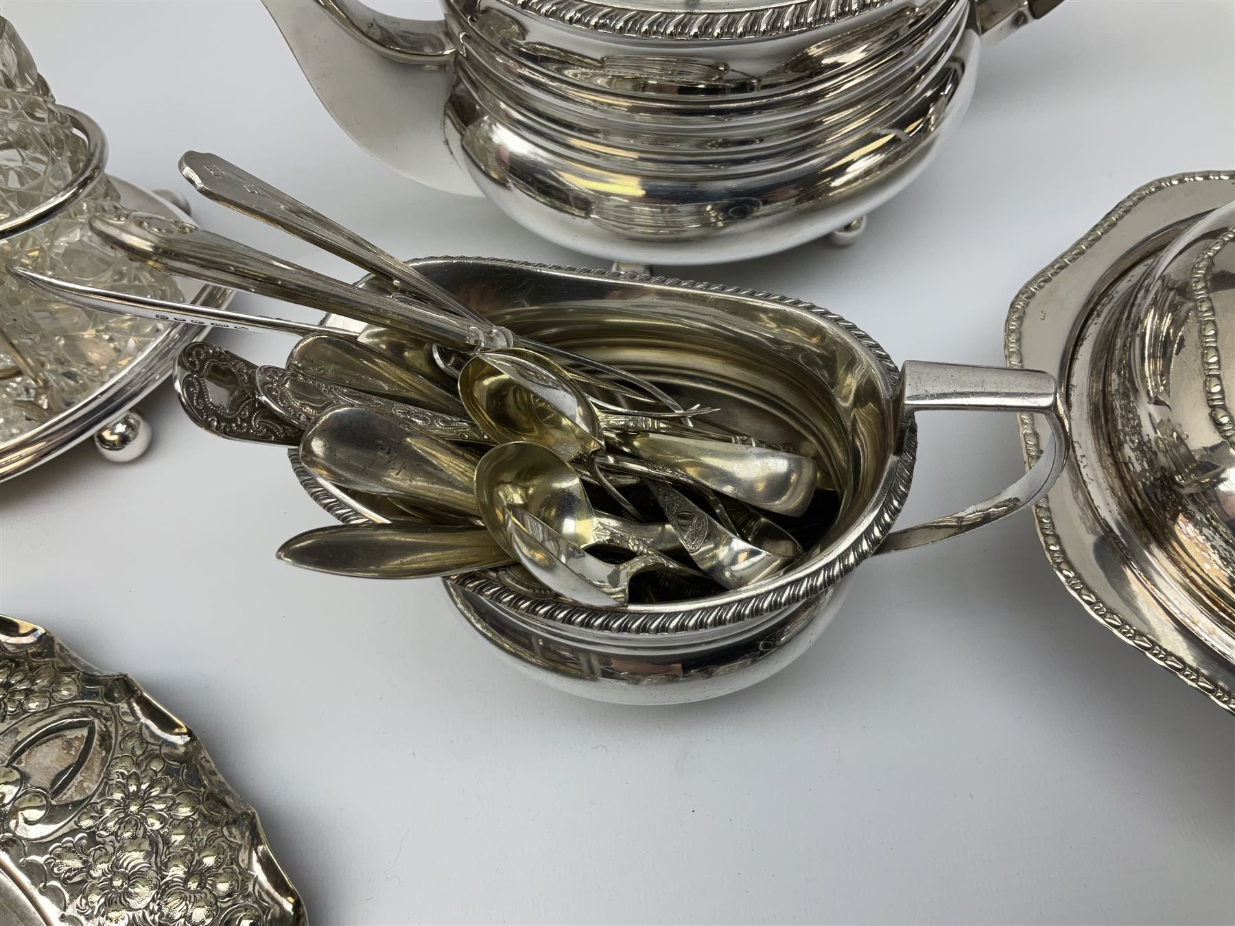 Quantity of silver plate - Image 11 of 13