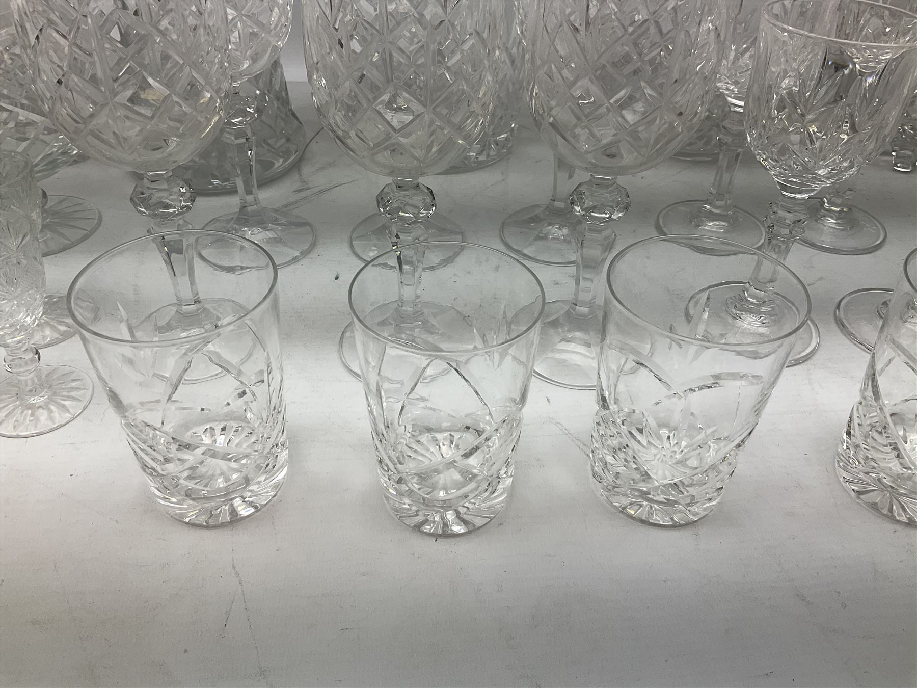 Quantity of cut glassware - Image 3 of 10