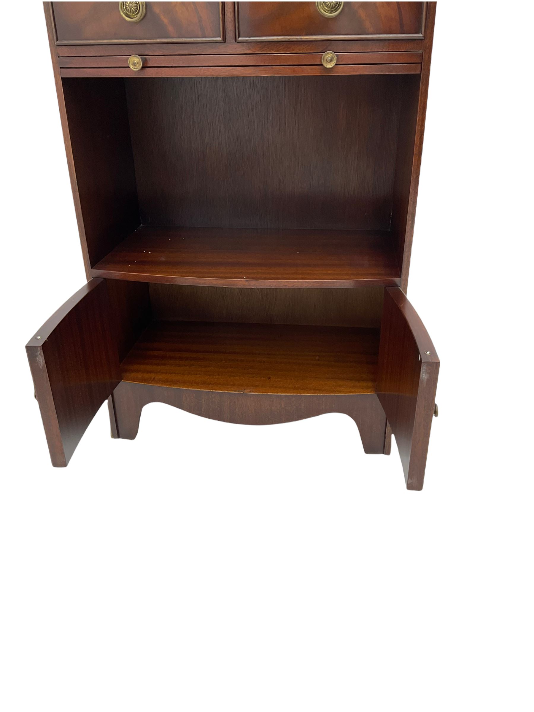 Small mahogany bow front cabinet - Image 11 of 11