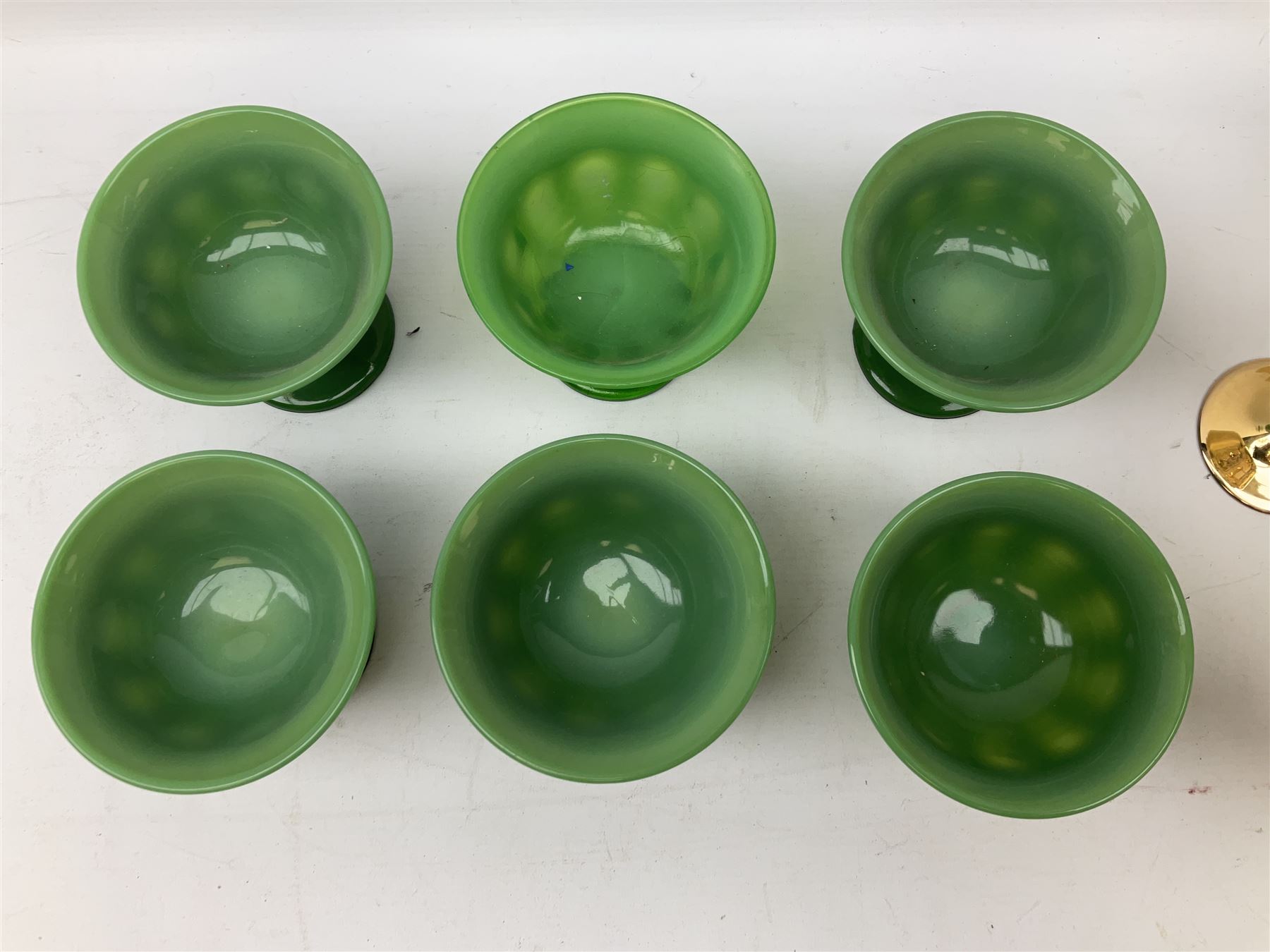 Set of six Art Deco style green glass sundae dishes - Image 2 of 7