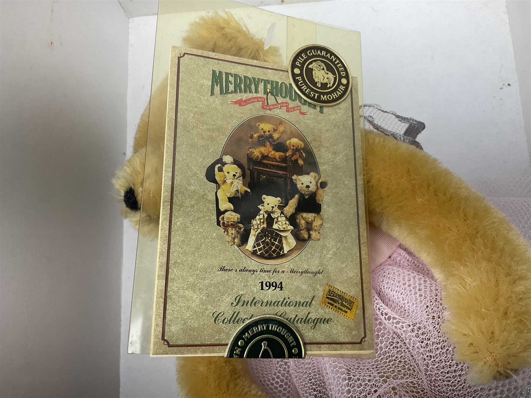 Limited edition Merrythought musical bear - Image 7 of 7