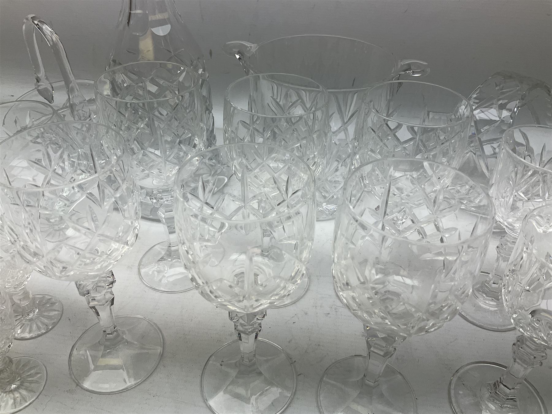 Quantity of cut glassware - Image 6 of 10