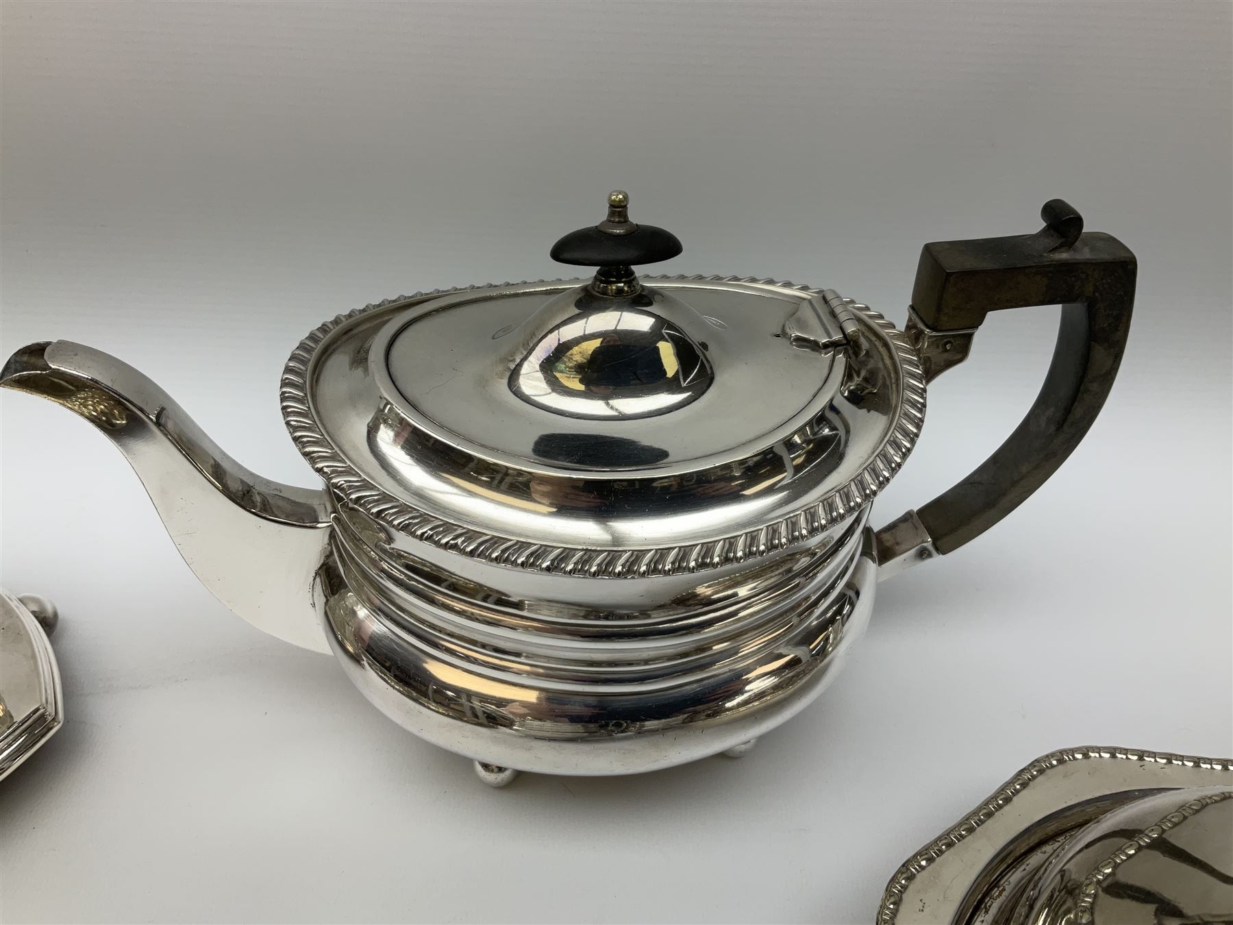 Quantity of silver plate - Image 9 of 13