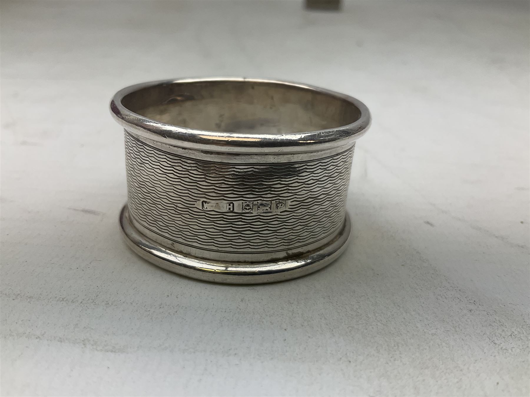 Silver napkin ring - Image 17 of 18