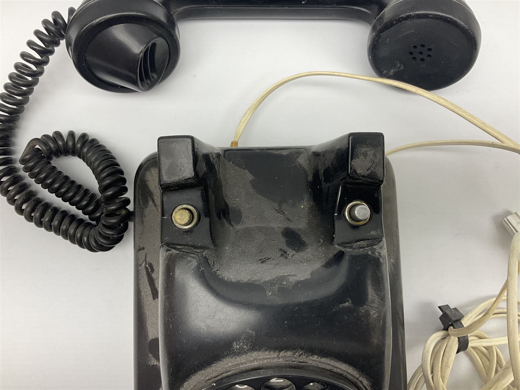 Black Bakelite telephone with rotary dial - Image 5 of 7