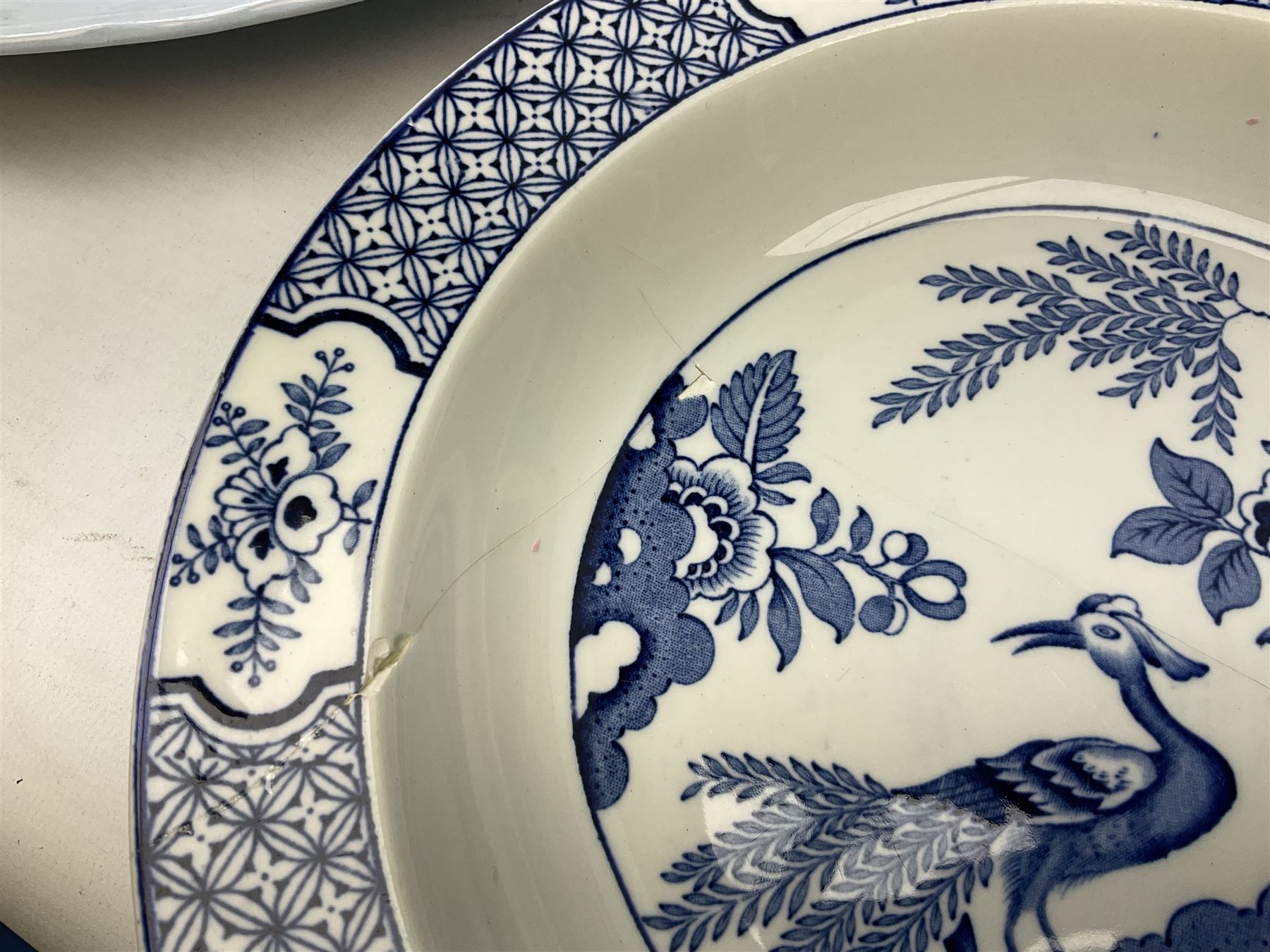 19th century and later blue and white dinner wares - Image 7 of 12