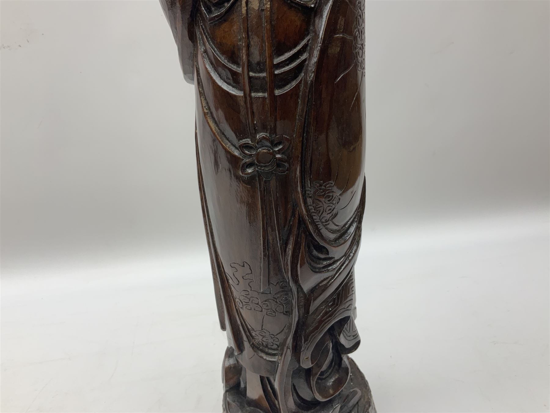 Two large hardwood Oriental figures carved as a man and woman donning robes upon naturalistic plinth - Image 17 of 19