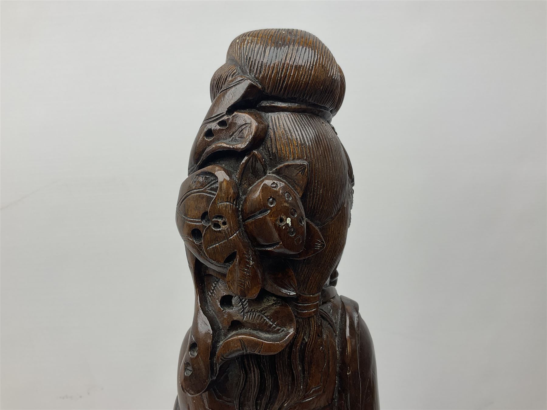 Two large hardwood Oriental figures carved as a man and woman donning robes upon naturalistic plinth - Image 15 of 19