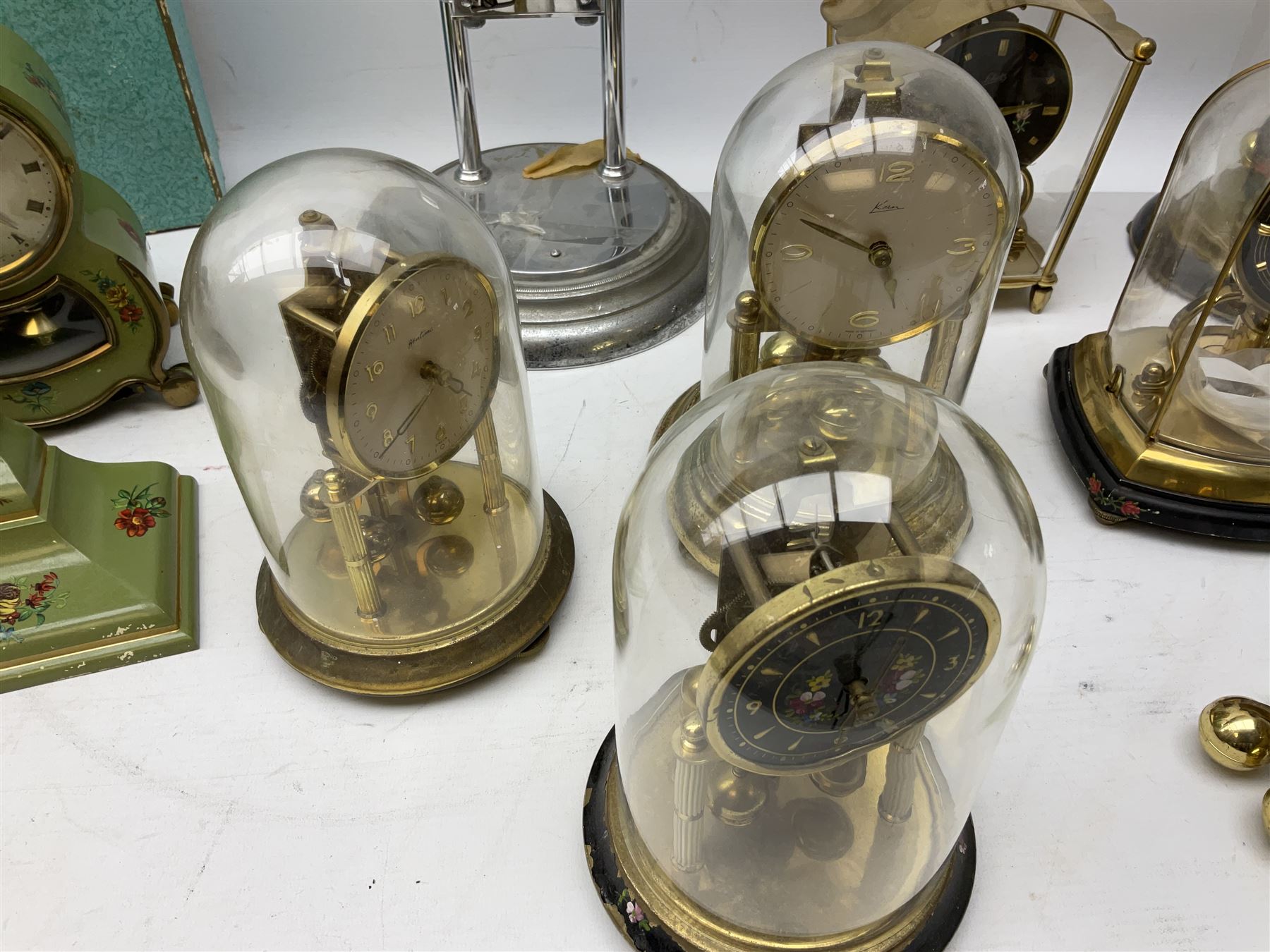 Clocks for spares and repairs - Image 4 of 9