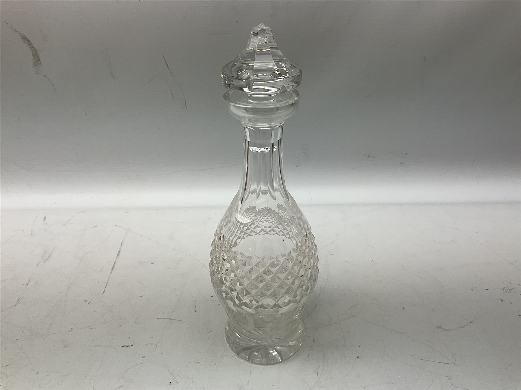Waterford Crystal cut glass decanter in the Colleen pattern - Image 23 of 35