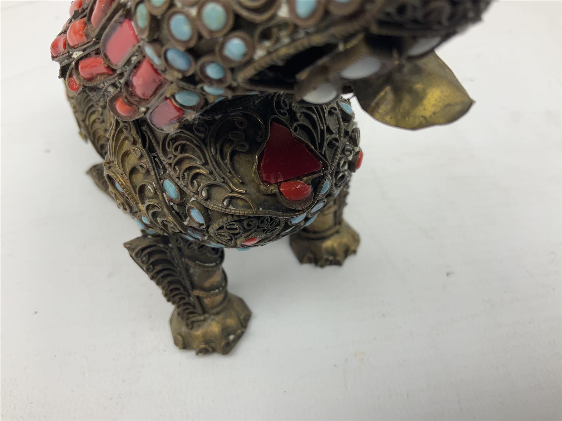 Early 20th century Chinese filigree brass model of a Foo Dog - Image 6 of 25