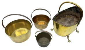Brass coal bucket of oval form