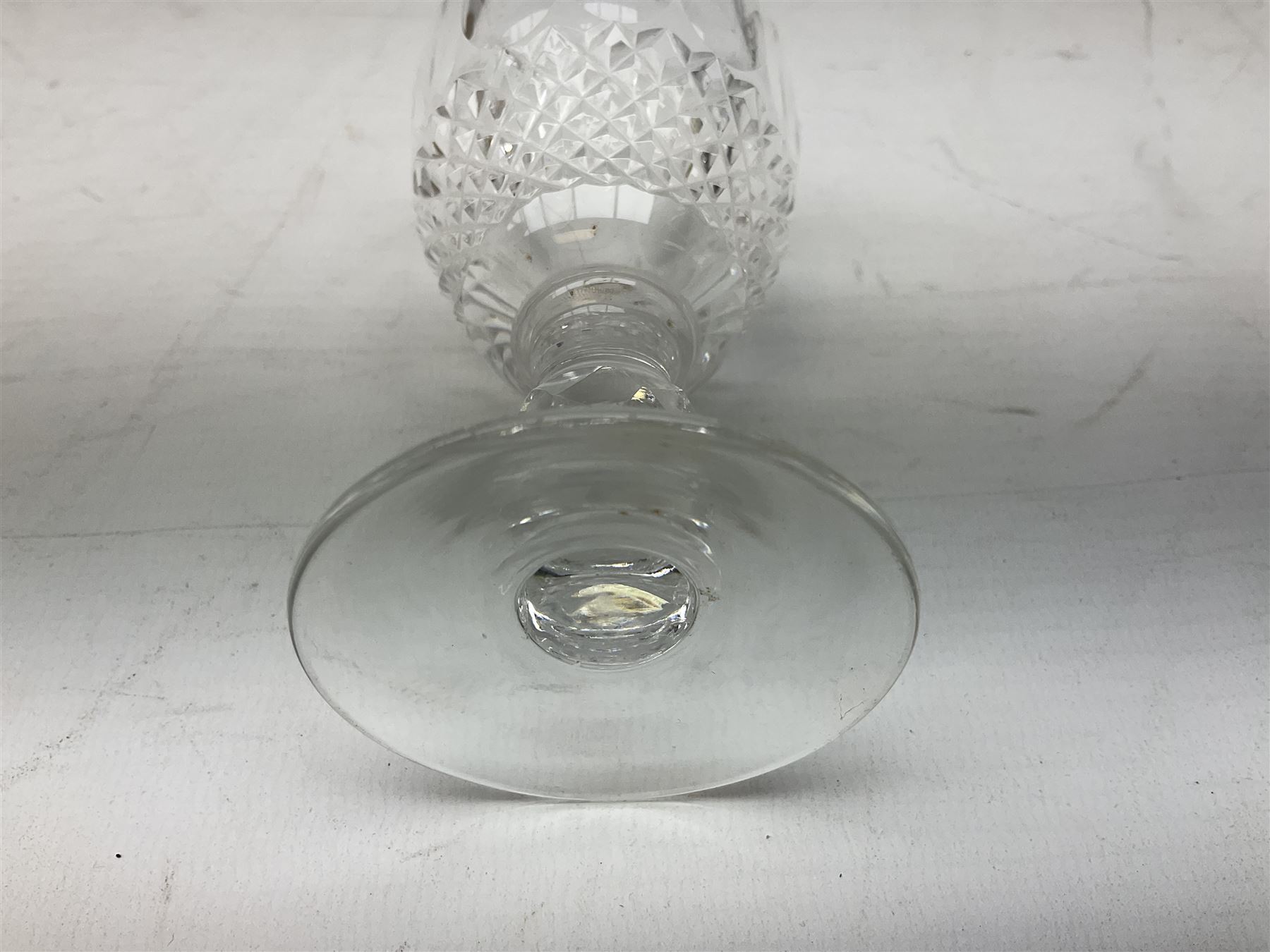 Waterford Crystal cut glass decanter in the Colleen pattern - Image 10 of 35