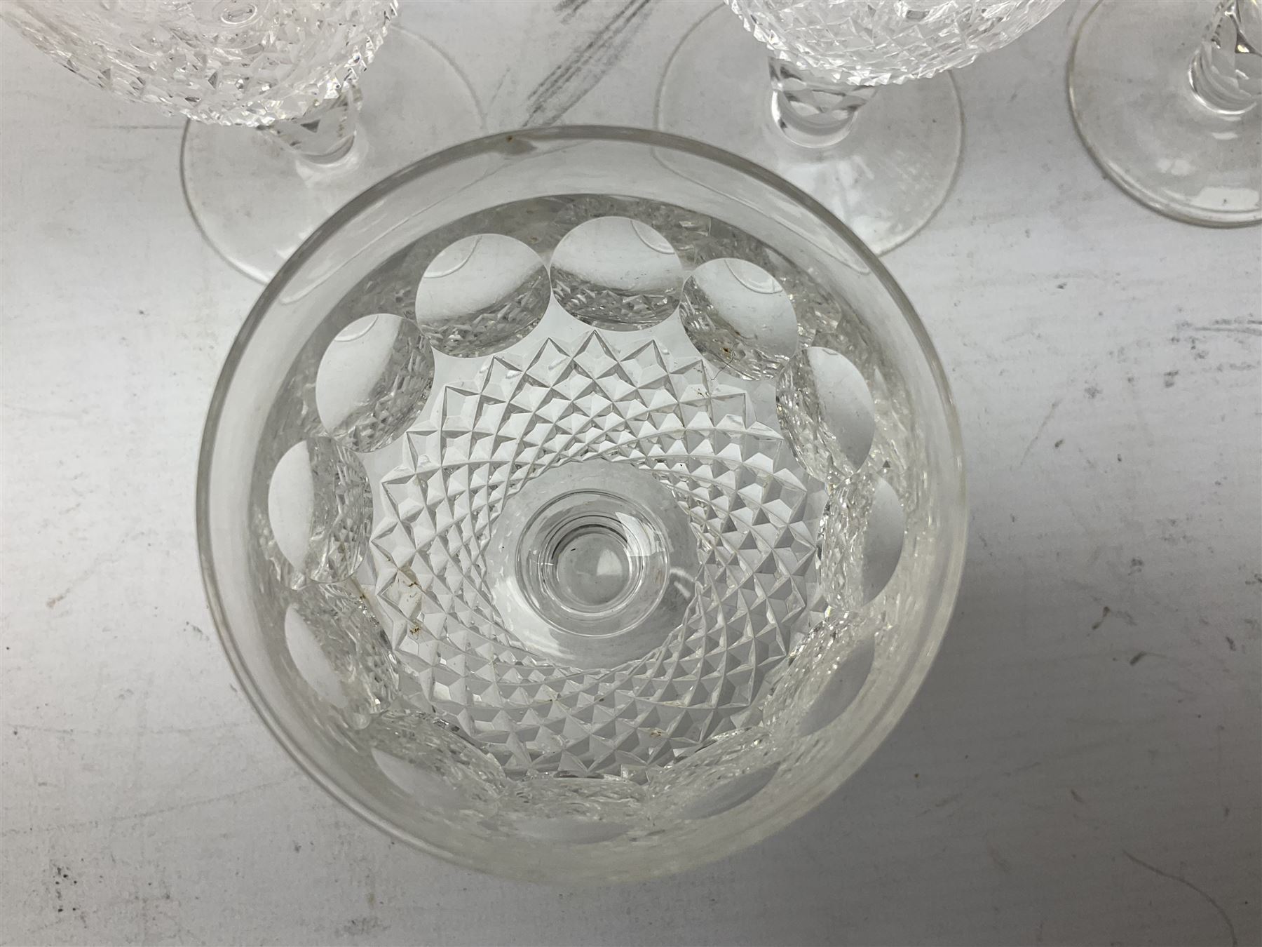 Waterford Crystal cut glass decanter in the Colleen pattern - Image 15 of 35