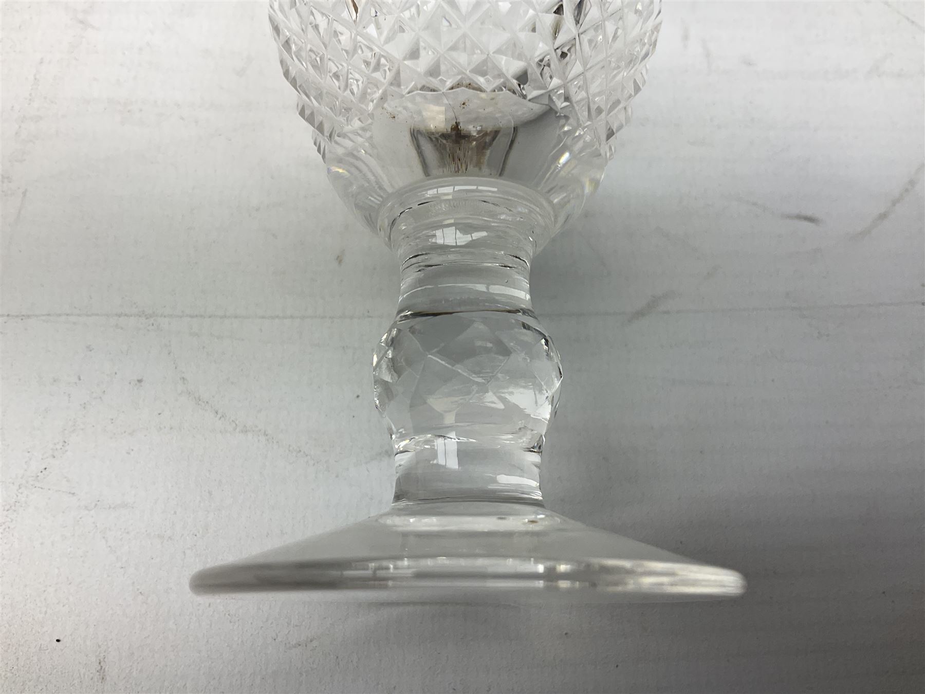 Waterford Crystal cut glass decanter in the Colleen pattern - Image 9 of 35