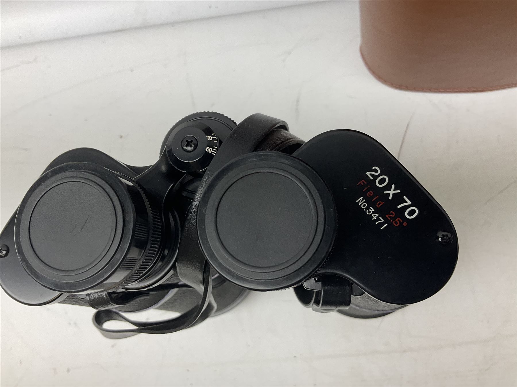 Eleven pairs of binoculars - Image 6 of 26
