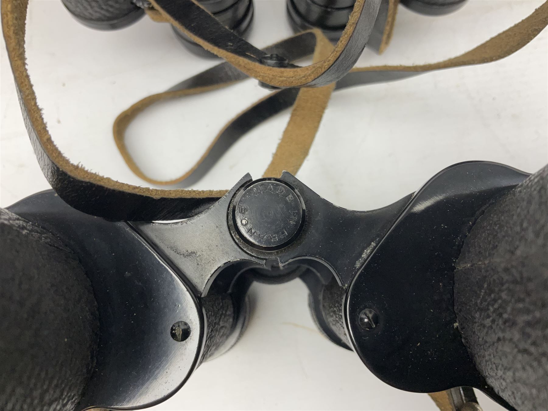 Eleven pairs of binoculars - Image 13 of 26