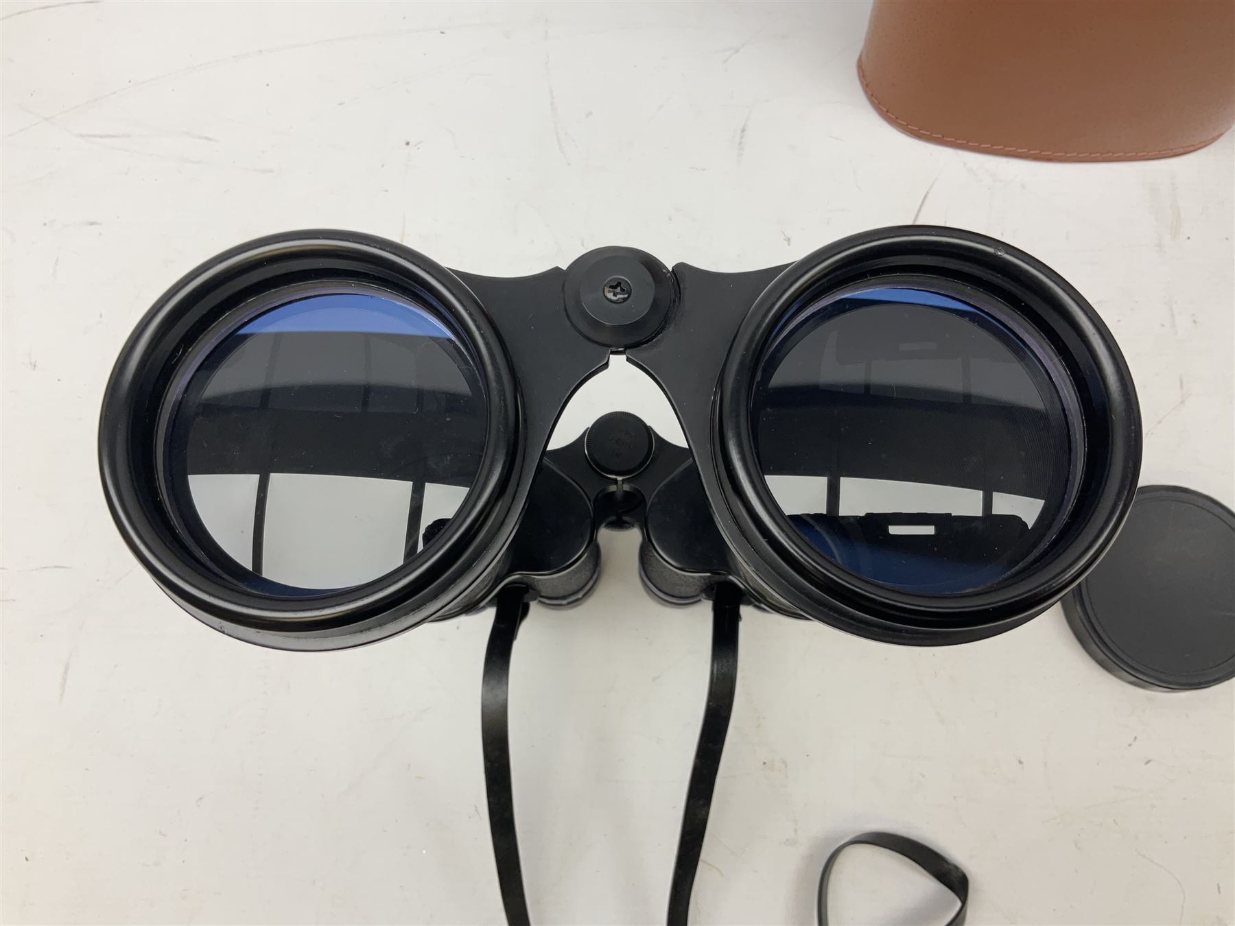 Eleven pairs of binoculars - Image 10 of 26