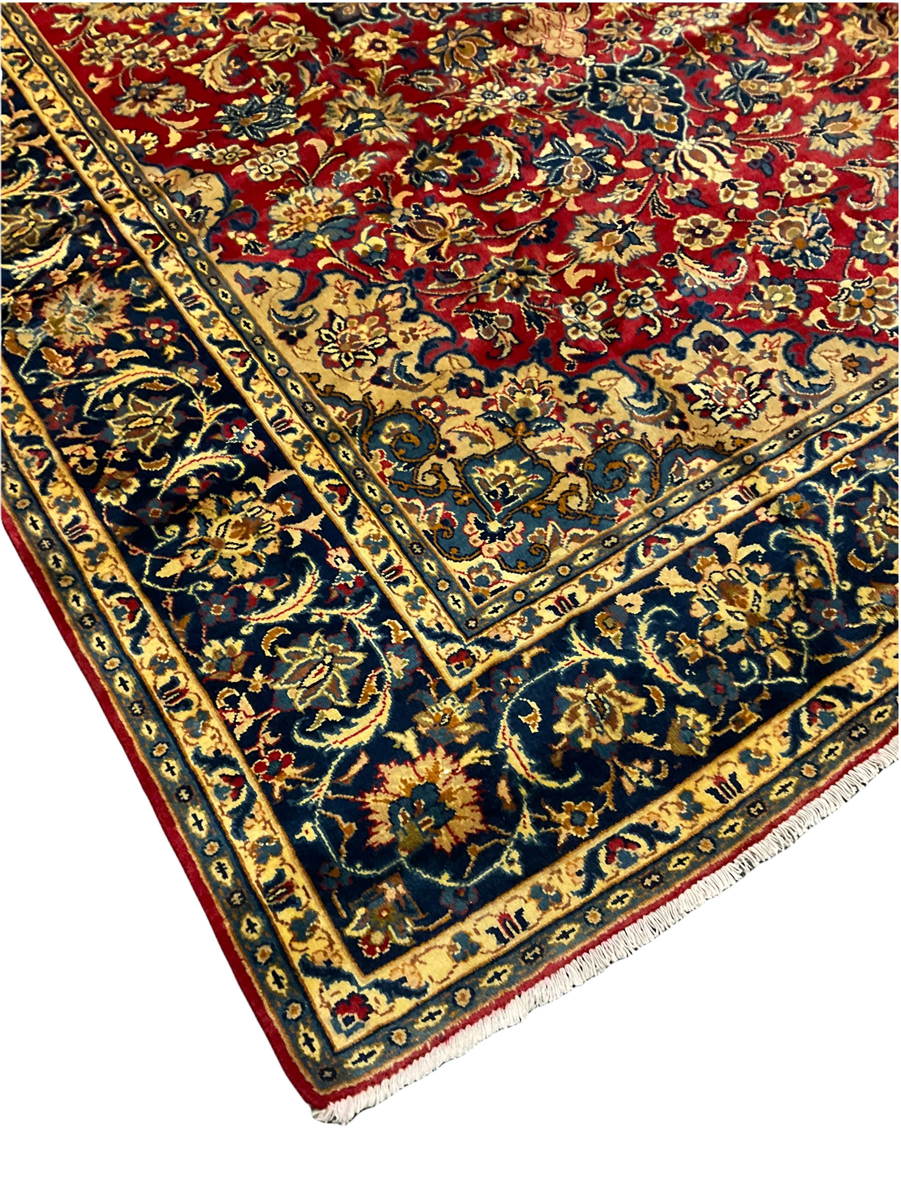 Persian Najafabad red ground carpet - Image 2 of 6