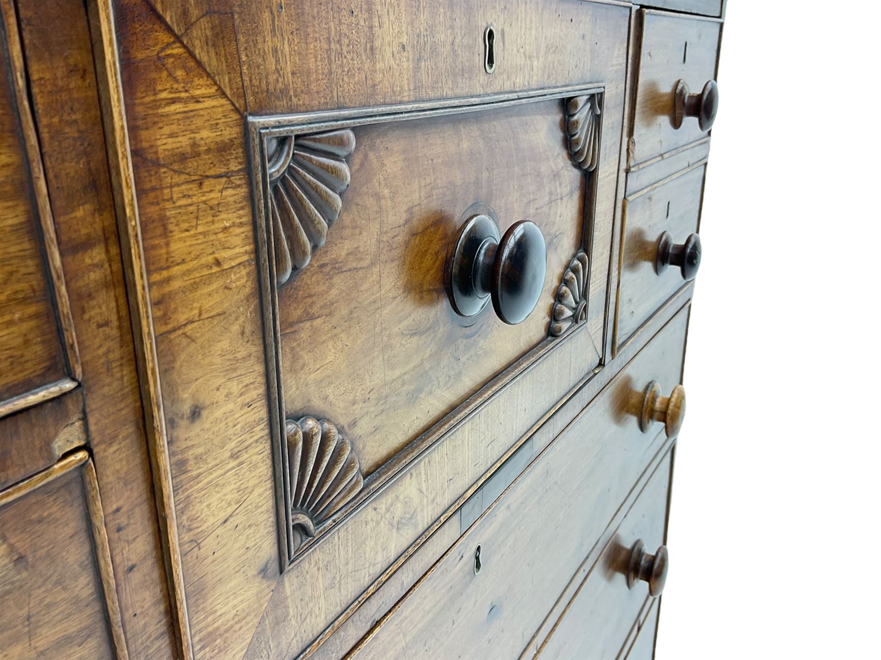 Early 19th century mahogany chest - Image 8 of 9