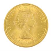 Queen Elizabeth II 1963 gold full sovereign coin