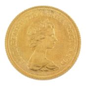 Queen Elizabeth II 1976 gold full sovereign coin