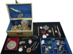 Collection of Victorian and later gold