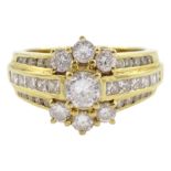 18ct gold round brilliant cut diamond cluster ring