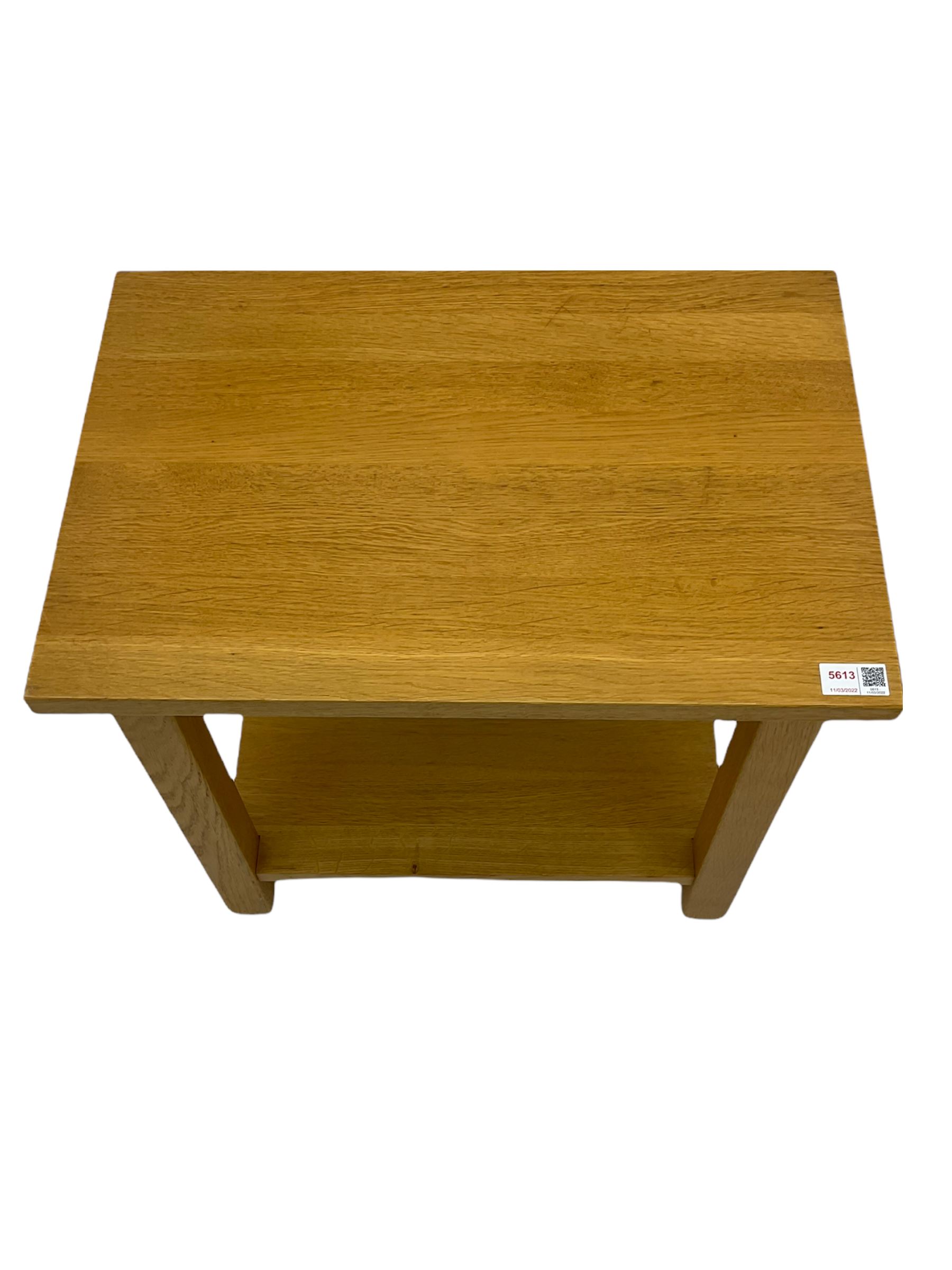 Oak two tier lamp table - Image 4 of 7