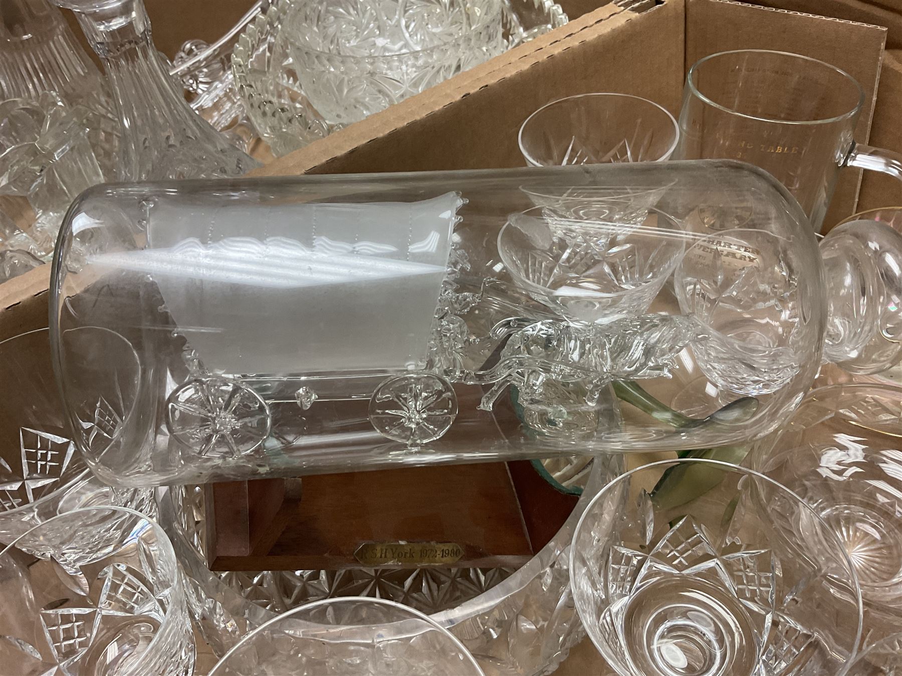 Quantity of glass to include drinking glasses - Image 2 of 8