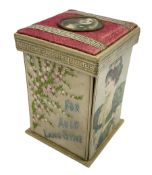 Early 20th century fold out needle box