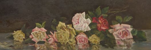 English School (19th/20th century): Still Life of Roses