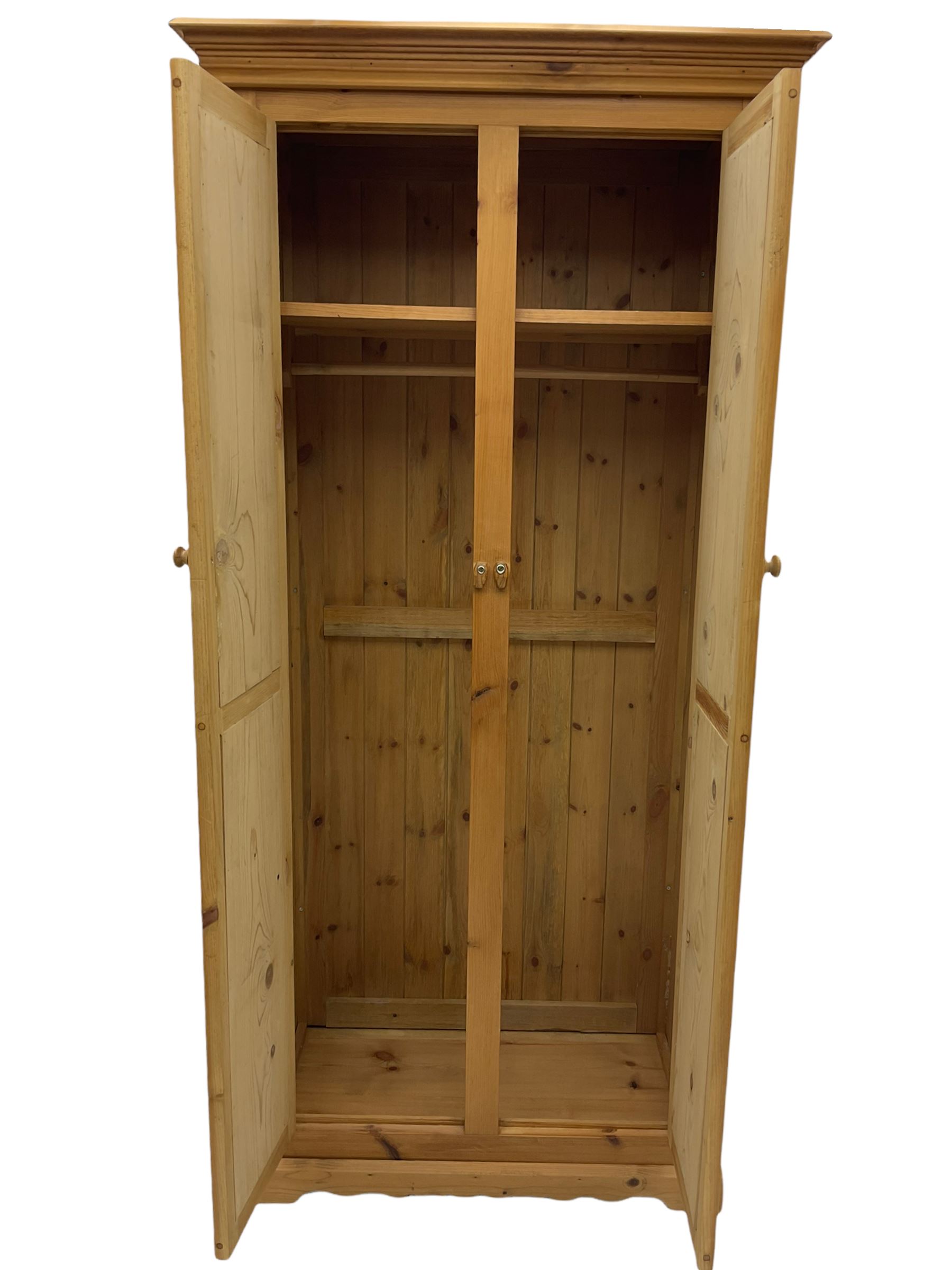 Solid pine double wardrobe - Image 7 of 8