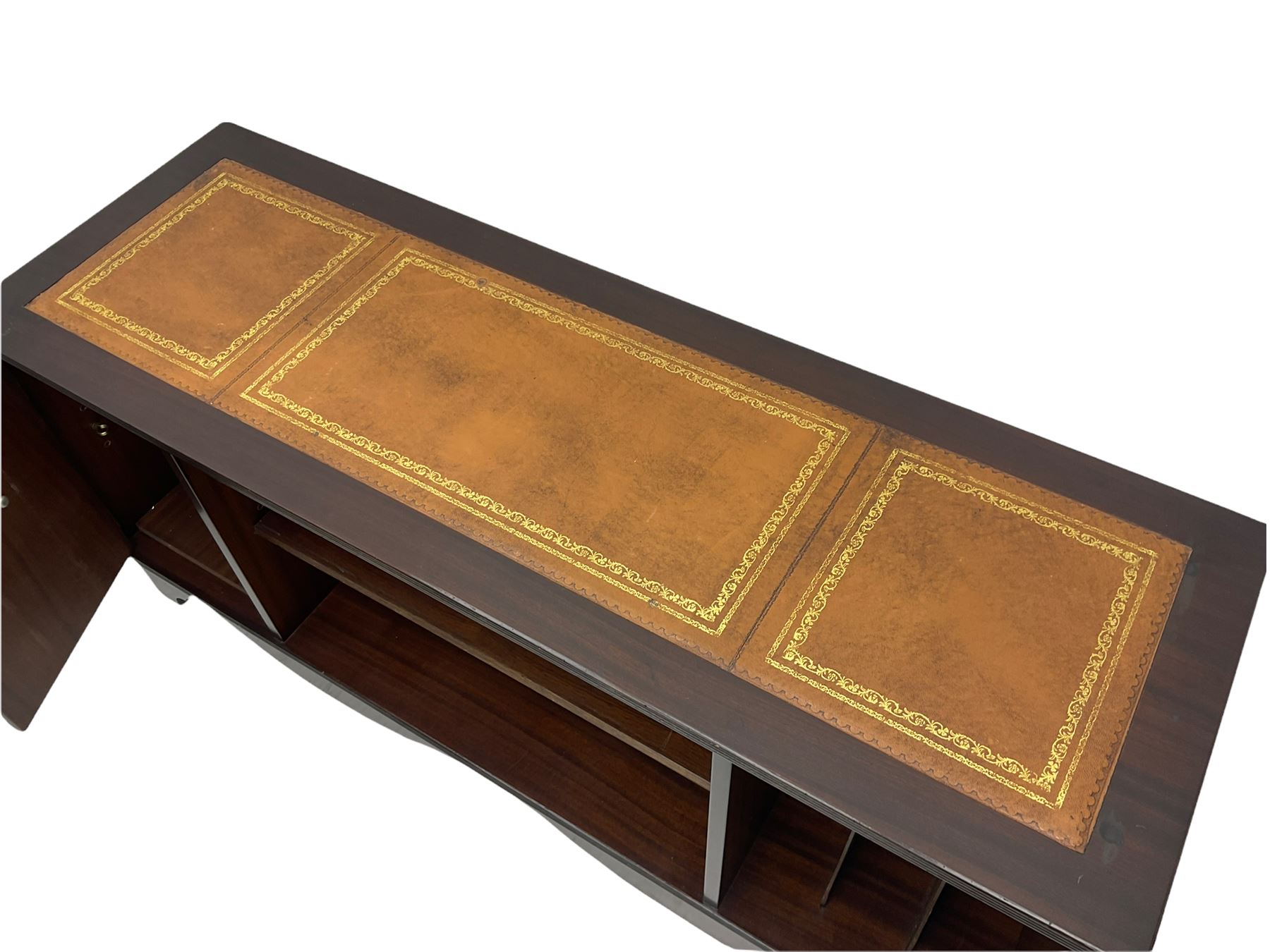 Reproduction mahogany stand with inset leather top - Image 5 of 5