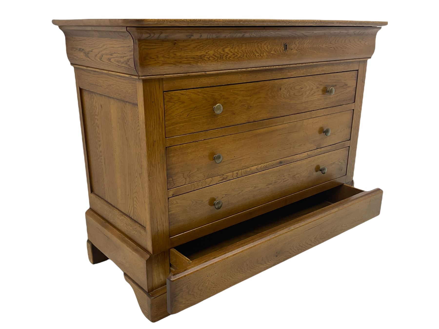 Barre Dugue - French oak five drawer chest with three drawers and frieze drawer at top and one at bo - Image 8 of 12