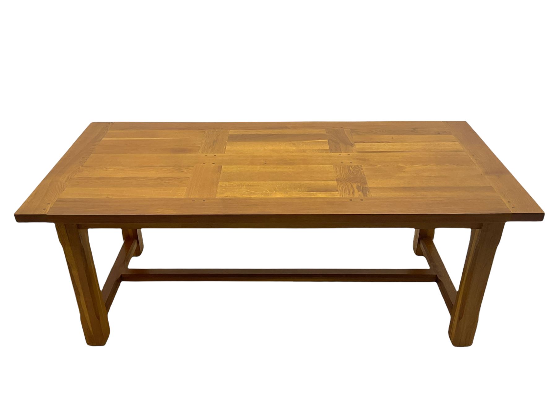 Manor Oak - light oak rectangular dining table - Image 3 of 11