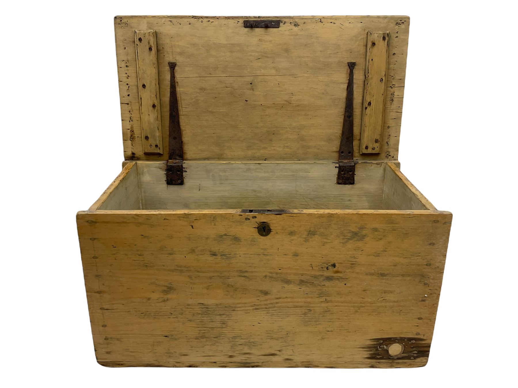 19th century pine blanket box - Image 5 of 8