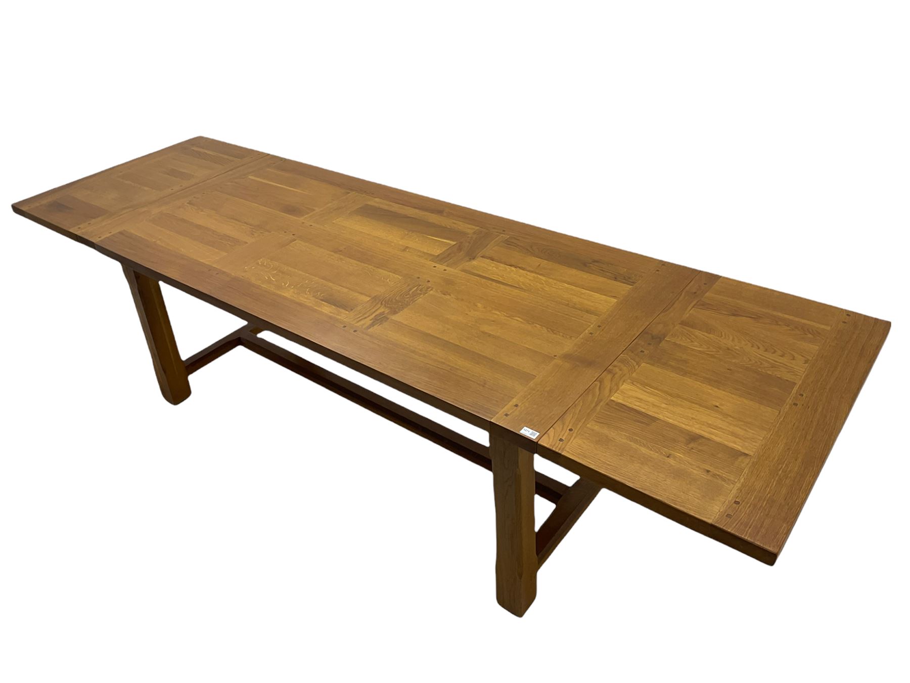 Manor Oak - light oak rectangular dining table - Image 9 of 11