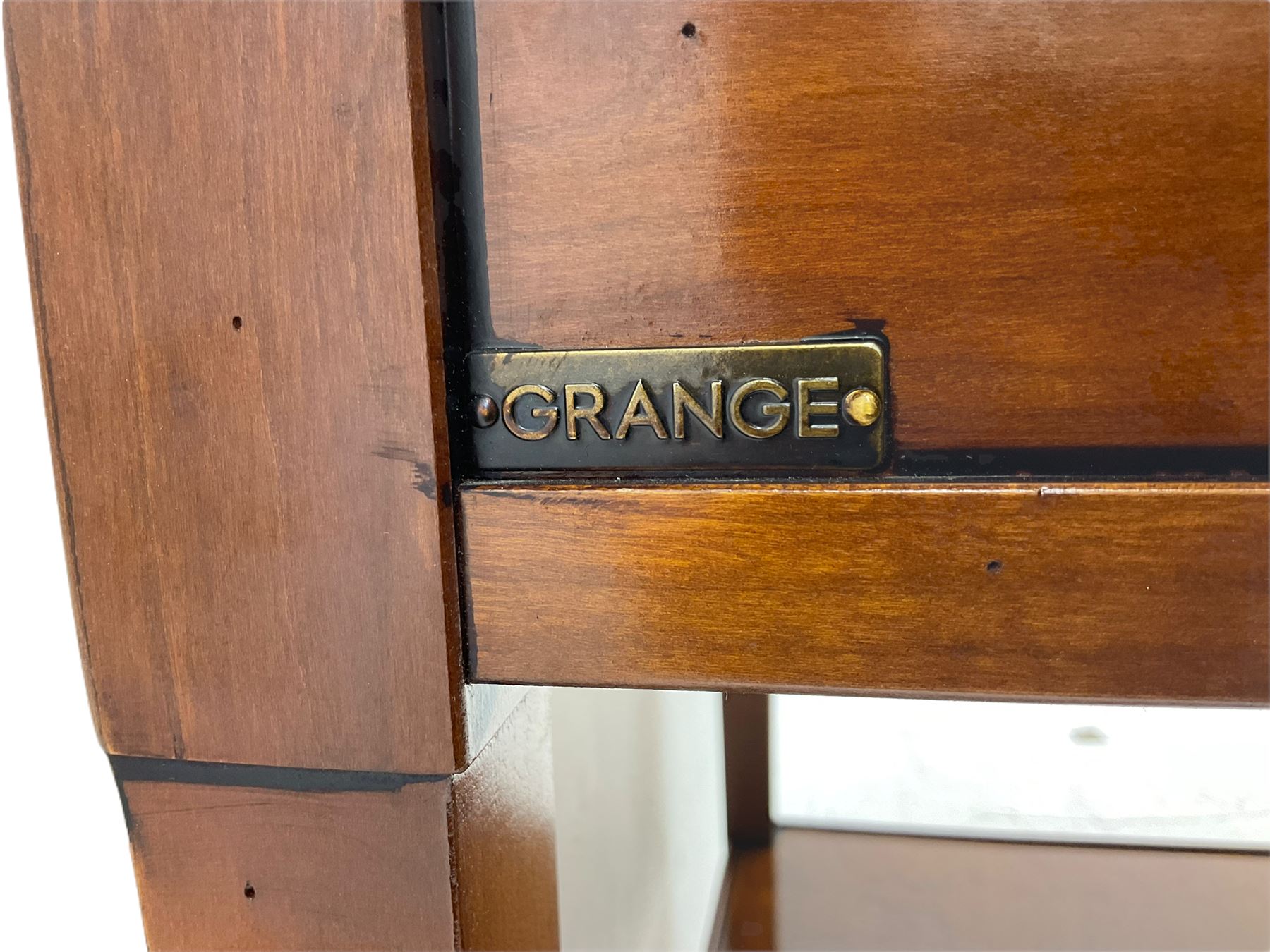 Grange Furniture cherry wood square lamp table - Image 3 of 5