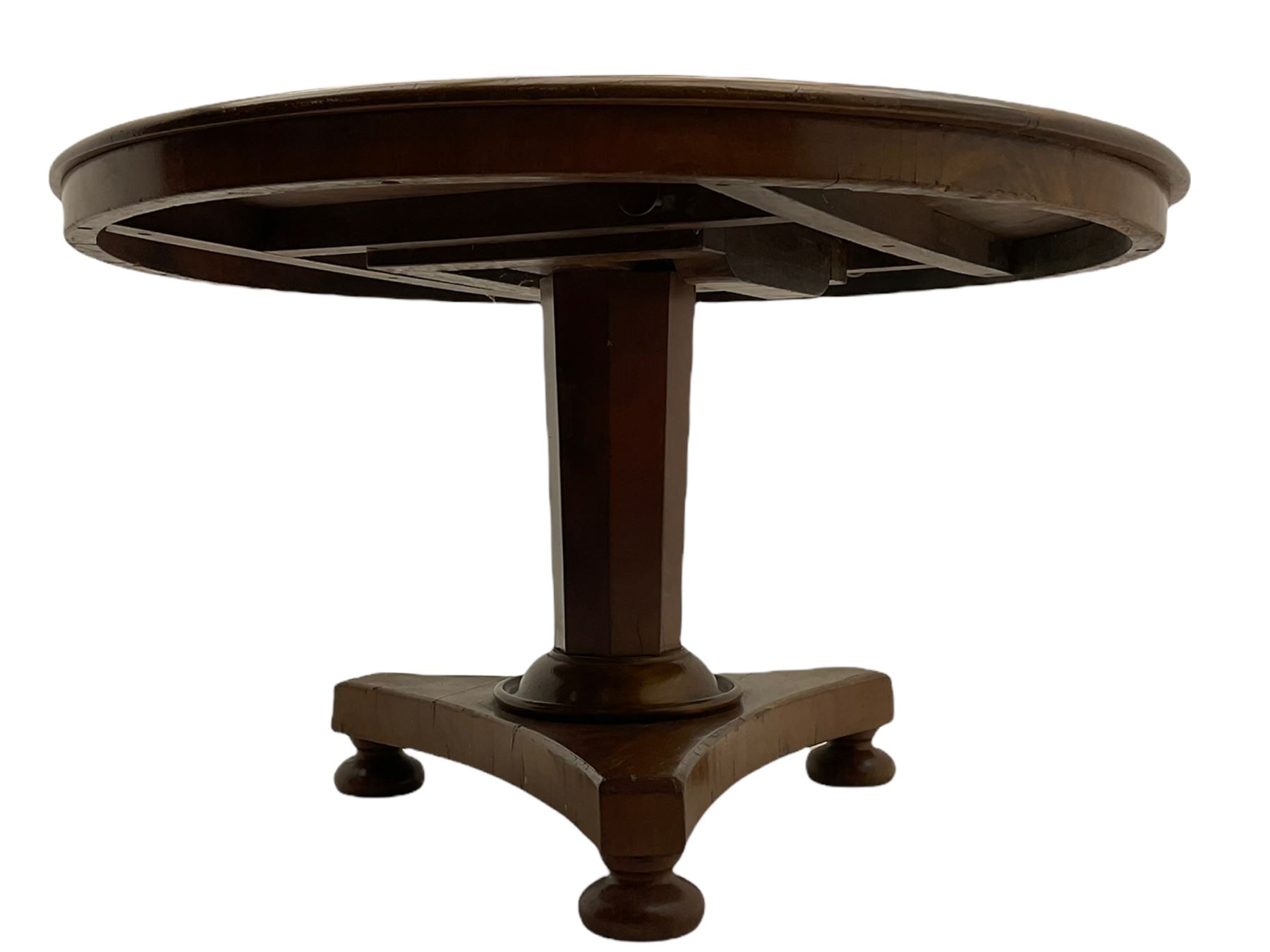 Victorian mahogany breakfast table - Image 4 of 5