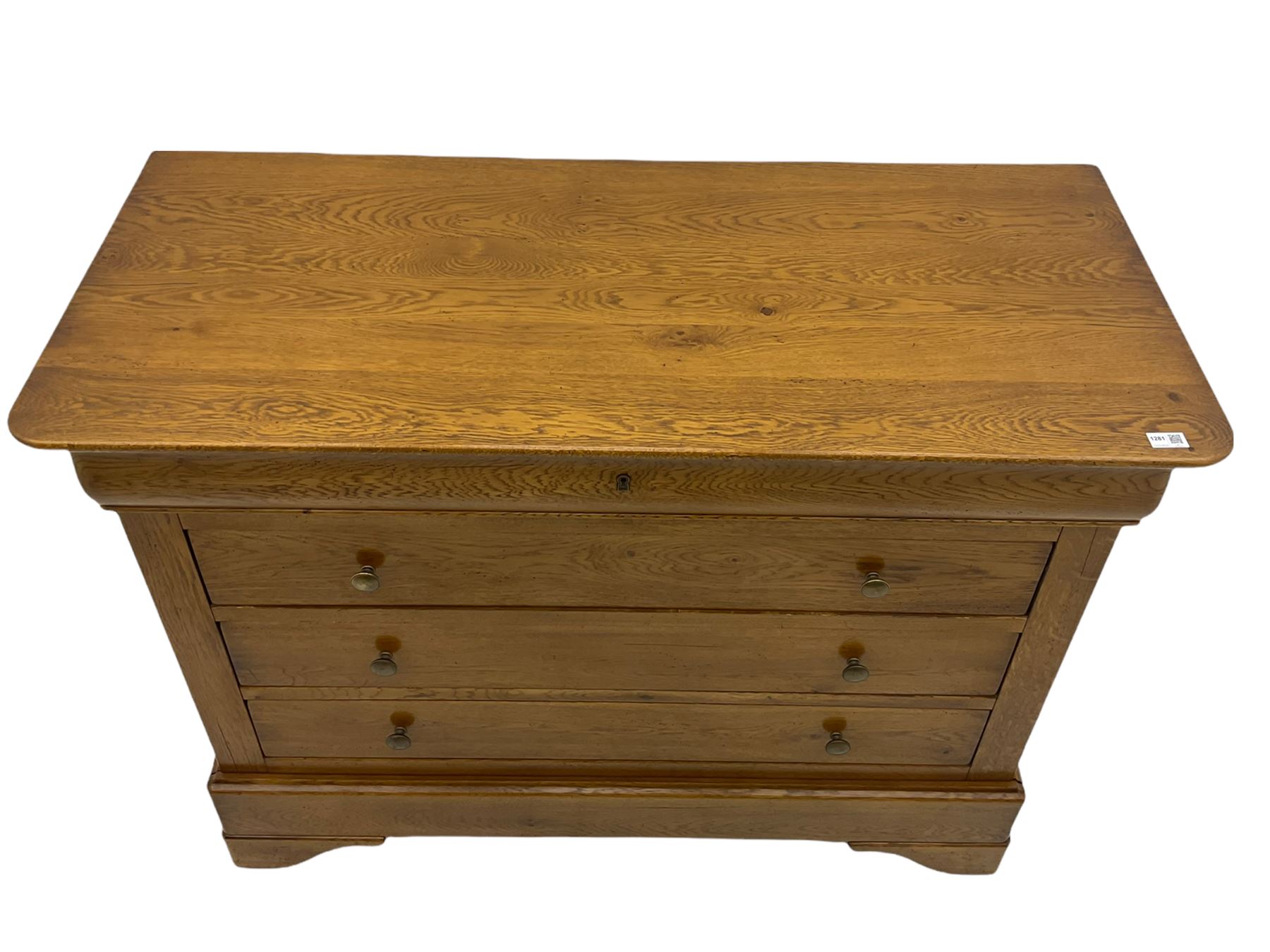 Barre Dugue - French oak five drawer chest with three drawers and frieze drawer at top and one at bo - Image 6 of 12