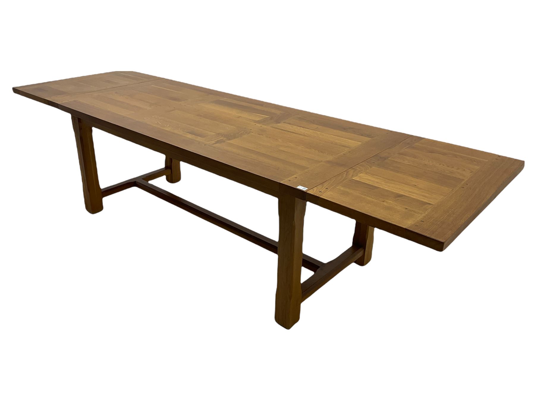 Manor Oak - light oak rectangular dining table - Image 11 of 11