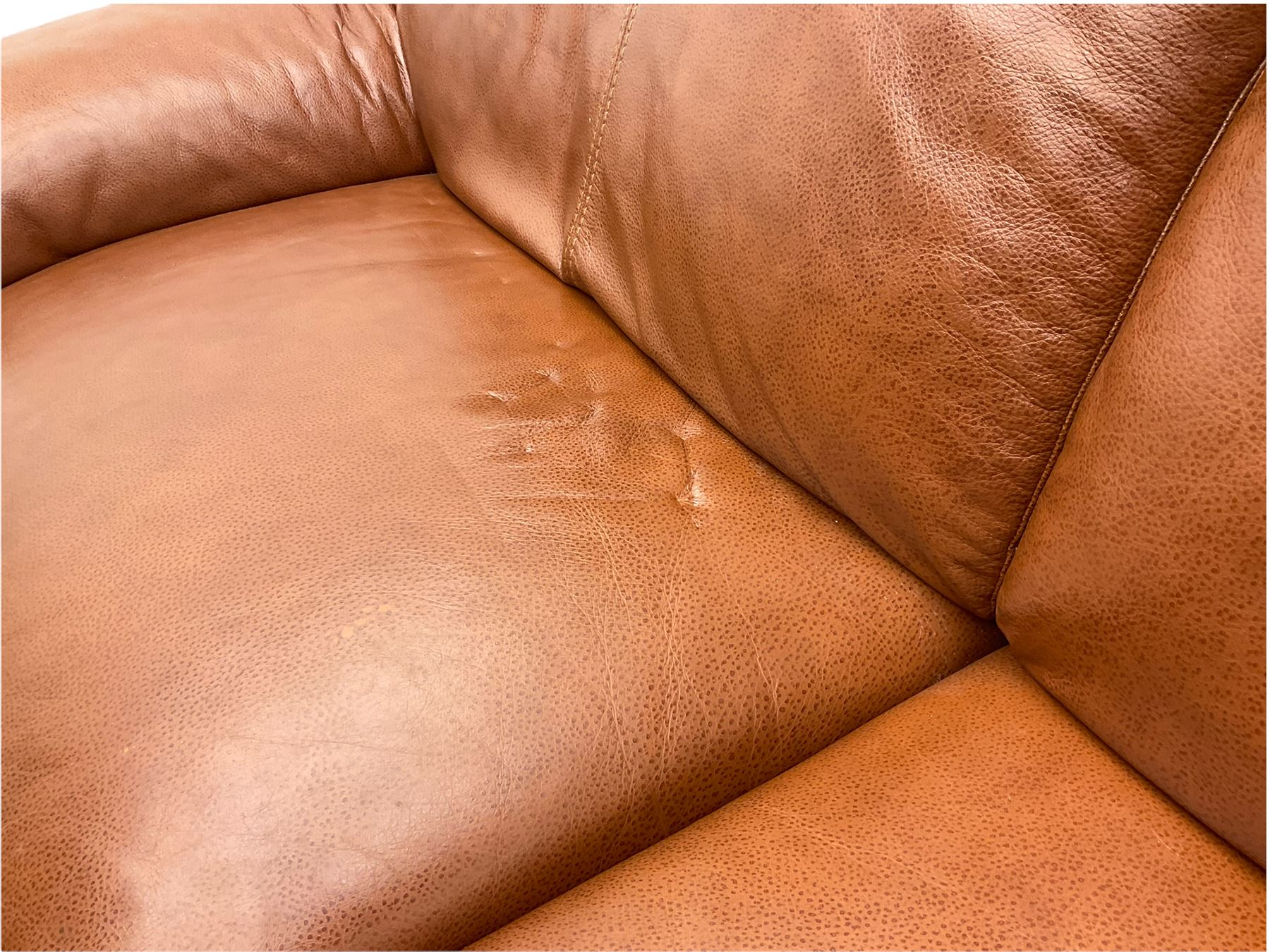 Three electric reclining sofa upholstered in tan leather - Image 8 of 23