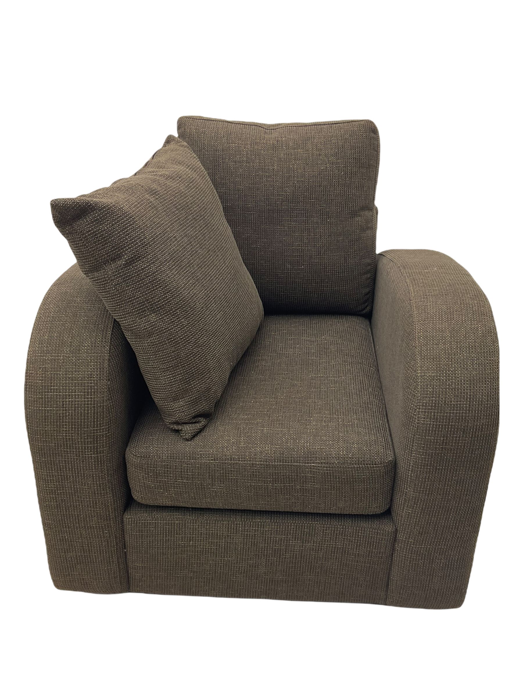 Swivel armchair - Image 8 of 9